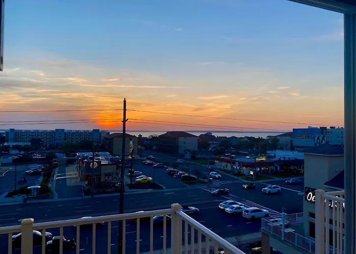 Hotel La Quinta By Wyndham Ocean 3*
