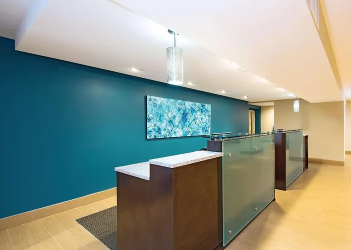 La Quinta By Wyndham Ocean 3*