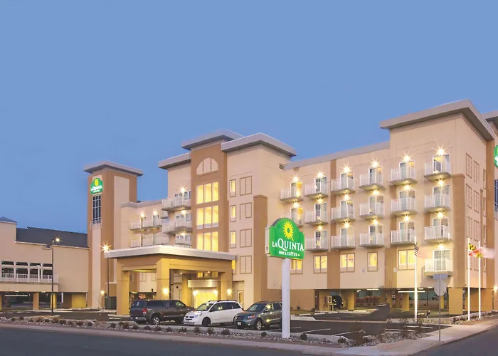 La Quinta By Wyndham Ocean Hotel