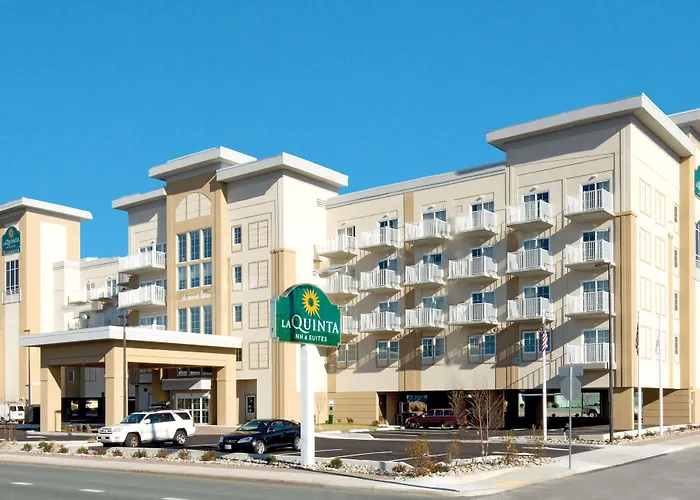 La Quinta By Wyndham Ocean Hotel