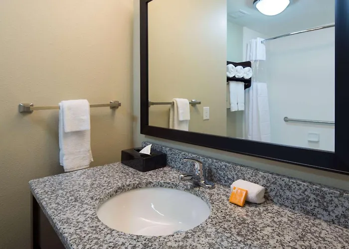 La Quinta By Wyndham Ocean 3*