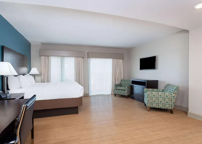 La Quinta By Wyndham Ocean 3*