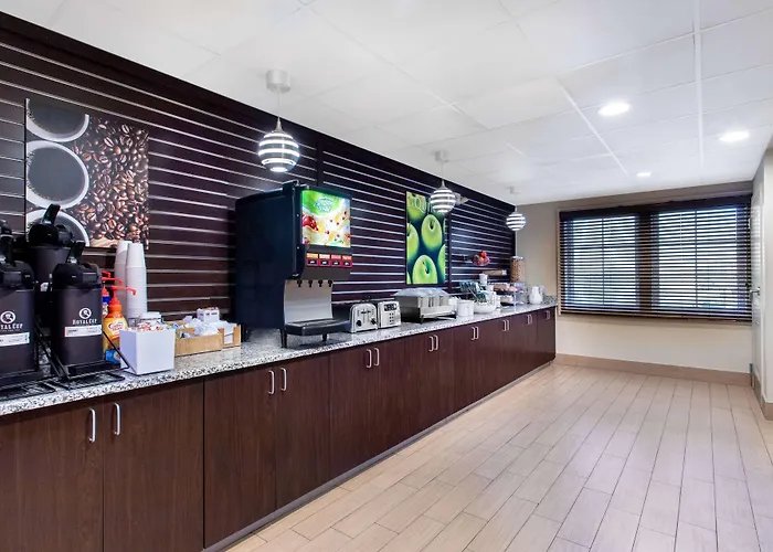 Hotel La Quinta By Wyndham Ocean 3*