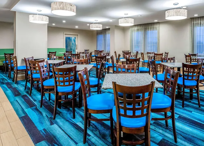 Hotel La Quinta By Wyndham Ocean