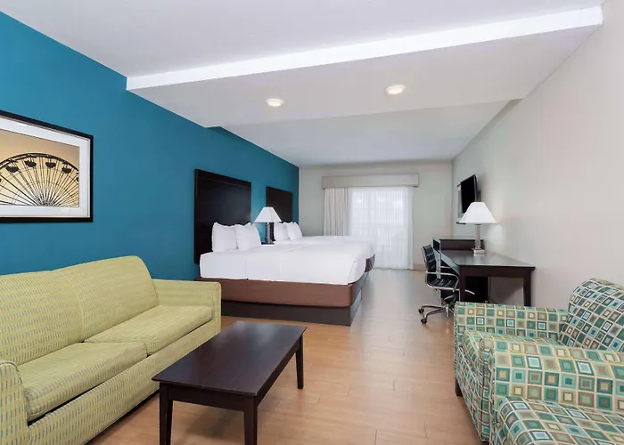 La Quinta By Wyndham Ocean Hotel 3*